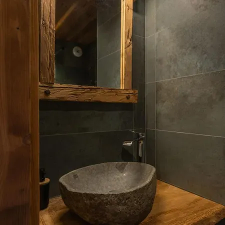 Marcel Luxury With Hot Tub Sauna & Forest Setting Gérardmer