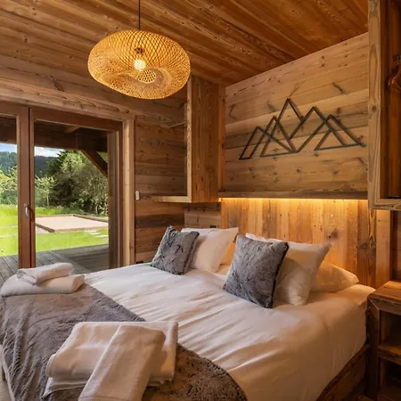 Chalet Marcel Luxury With Hot Tub Sauna & Forest Setting *